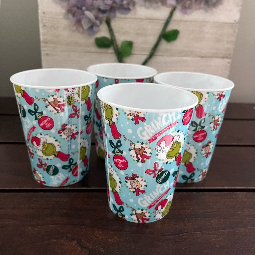 Set Of 4 Dr Suess How The Grinch Stole Christmas Grinchmas Cups Cindy Lou